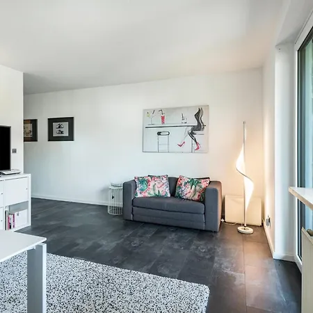 Schlossblick Apartman *